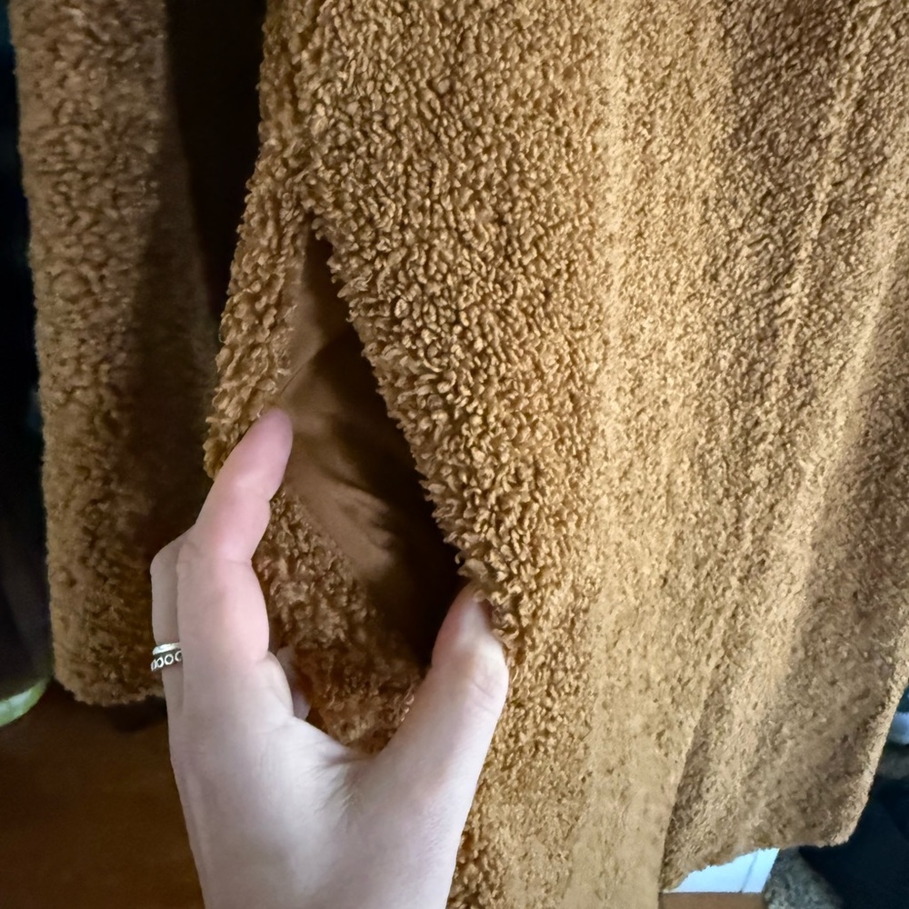 Rachel’s Zoe Women's tan long button up Teddy/sherpa Coat - Picture 9 of 10